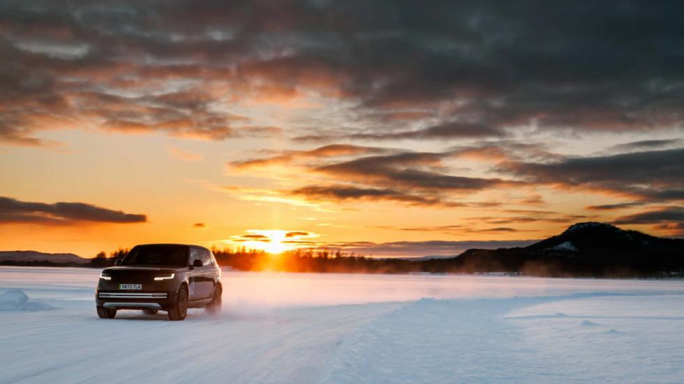 Πρώτες εικόνες του νέου ηλεκτρικού Range Rover